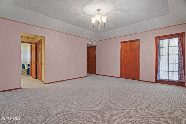 360 RIO ESTANCIA Drive, El Paso, TX 79932