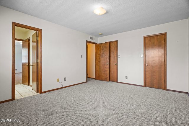 360 RIO ESTANCIA Drive, El Paso, TX 79932