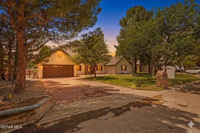 360 RIO ESTANCIA Drive, El Paso, TX 79932