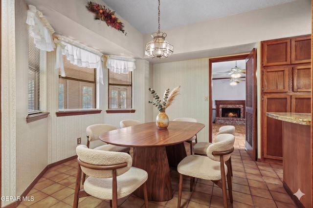 360 RIO ESTANCIA Drive, El Paso, TX 79932