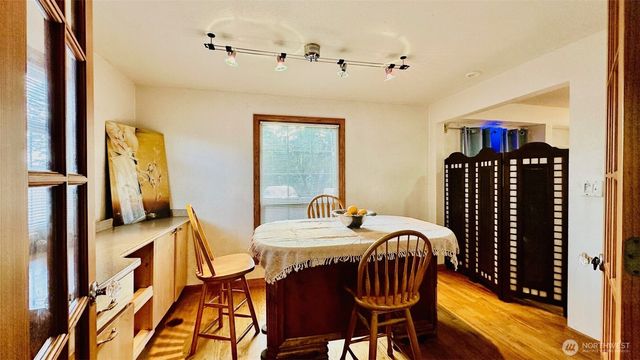 12238 4th Avenue NW, Seattle, WA 98177