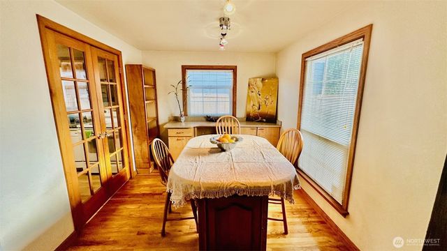 12238 4th Avenue NW, Seattle, WA 98177