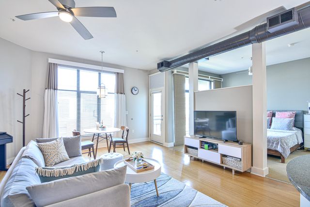 535 S Upper Street 422, Lexington, KY 40508