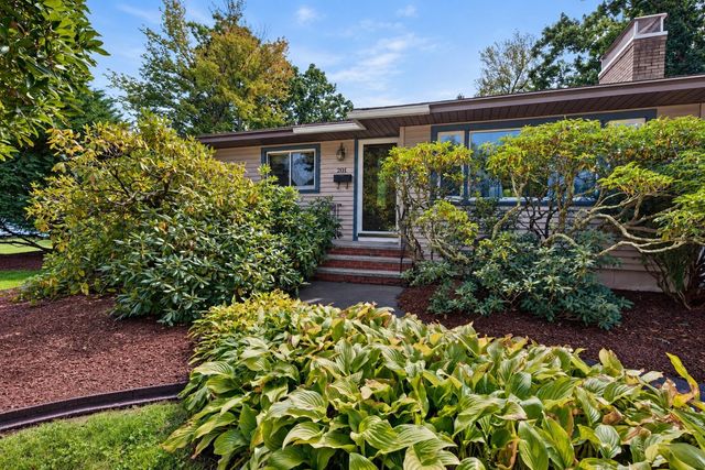 201 Paquette Avenue, Manchester, NH 03104