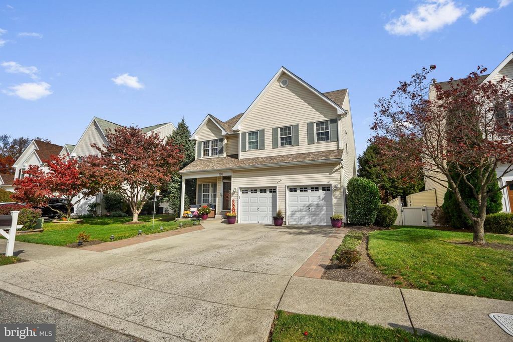 1216 ANNA DR, Philadelphia, PA 19116