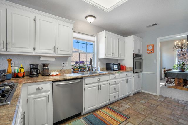 4327 Rio Colorado Road NW, Albuquerque, NM 87120