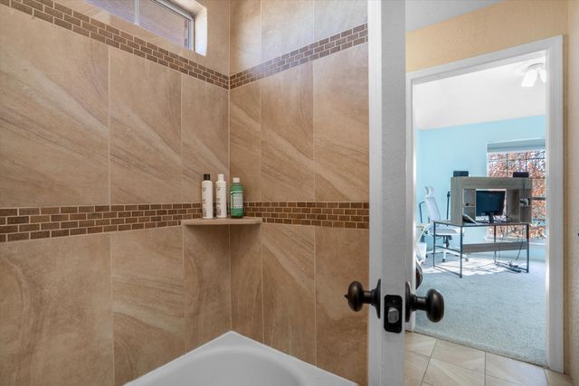 4327 Rio Colorado Road NW, Albuquerque, NM 87120