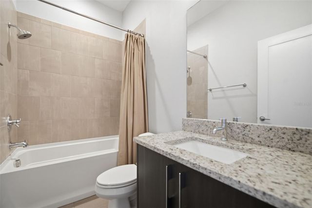 4810 W MCELROY AVENUE 7, Tampa, FL 33611