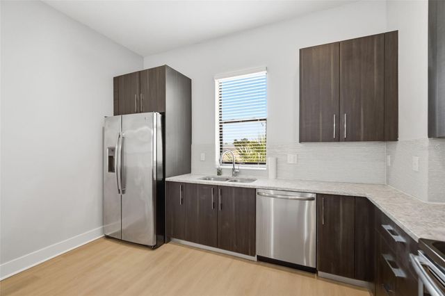 4810 W MCELROY AVENUE 7, Tampa, FL 33611