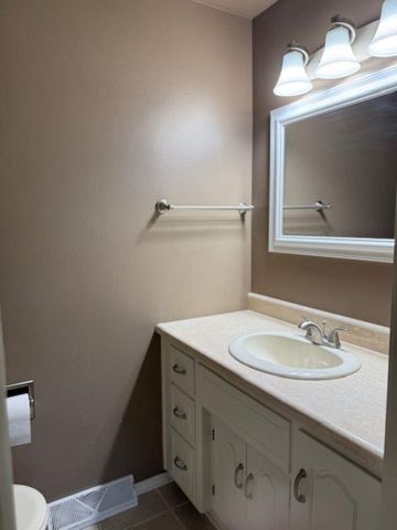 1126 DAVID LANE, Green Bay, WI 54313