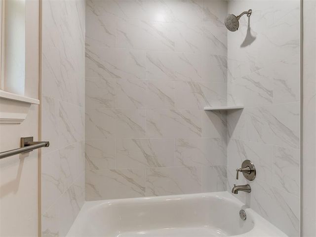 2905 Summit Hollow Circle, Norman, OK 73071