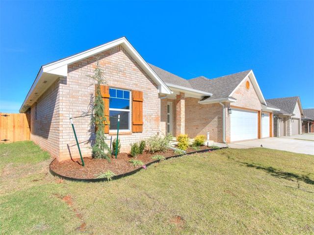 2905 Summit Hollow Circle, Norman, OK 73071