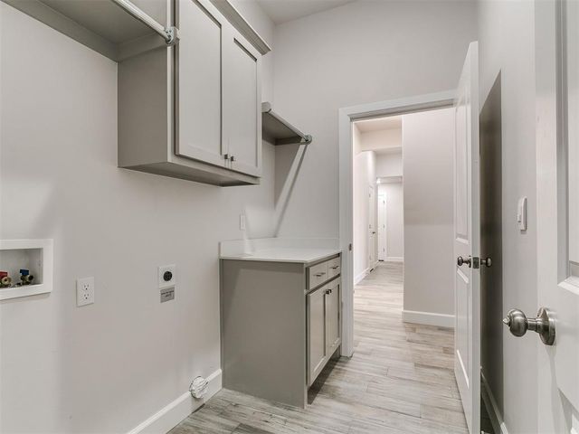 2905 Summit Hollow Circle, Norman, OK 73071