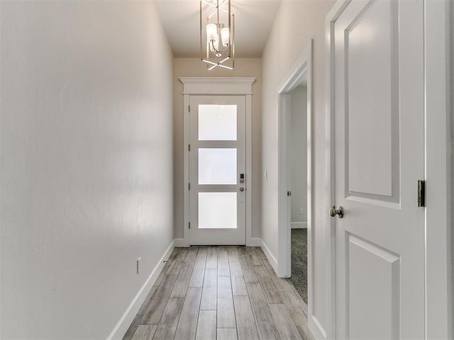 2905 Summit Hollow Circle, Norman, OK 73071