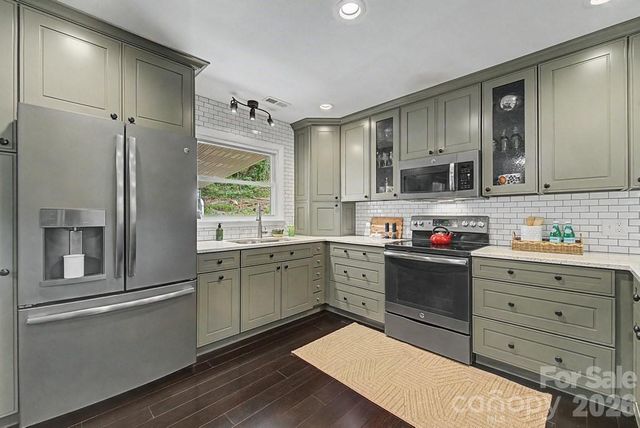 52 Briar Patch Road, Cullowhee, NC 28723