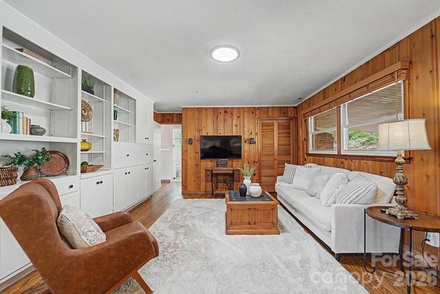 52 Briar Patch Road, Cullowhee, NC 28723