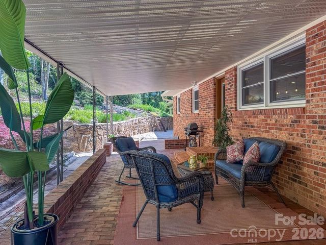 52 Briar Patch Road, Cullowhee, NC 28723