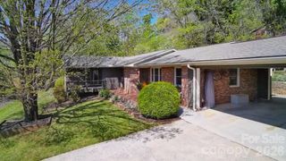 52 Briar Patch Road, Cullowhee, NC 28723