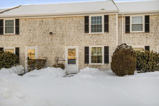 135 W Main Street 7, Barnstable, MA 02601