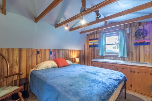 440 Stone Shore Road, Glover, VT 05830