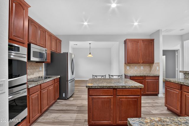 26302 N 168TH Avenue, Surprise, AZ 85387