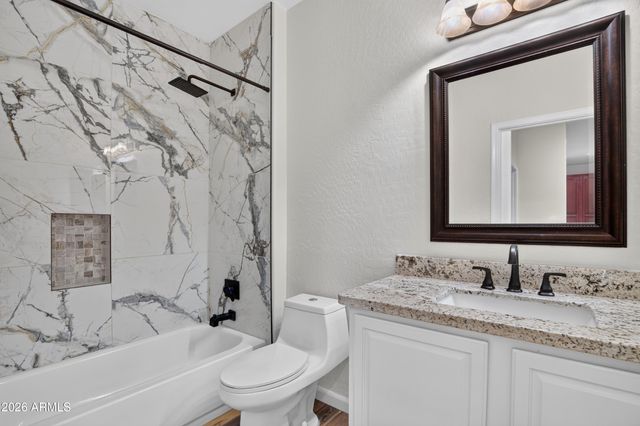 26302 N 168TH Avenue, Surprise, AZ 85387