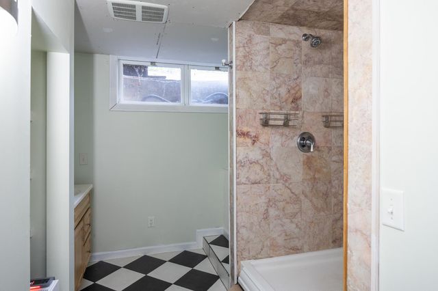 20 Greenfield Rd Unit C5, Essex Junction, VT 05452