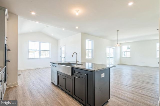 3050A TUCKAHOE RD., Franklinville, NJ 08322