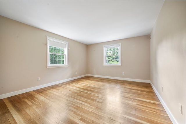 131 Montvale Rd, Weston, MA 02493