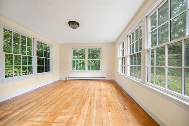 131 Montvale Rd, Weston, MA 02493