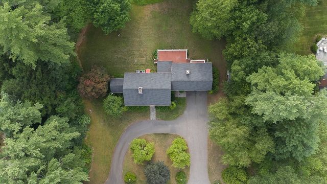 131 Montvale Rd, Weston, MA 02493