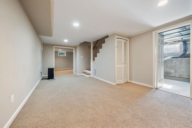 131 Montvale Rd, Weston, MA 02493