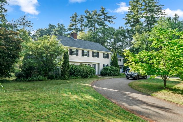 131 Montvale Rd, Weston, MA 02493