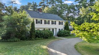 131 Montvale Rd, Weston, MA 02493