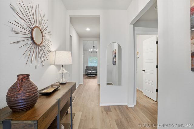 7207 E 131st Place S, Bixby, OK 74008