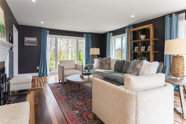 210 Wildflower Road 7, Asheville, NC 28804