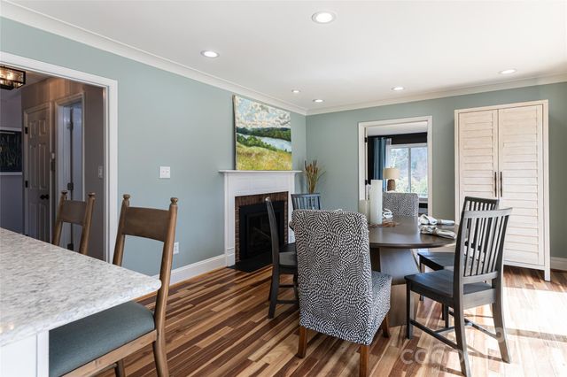 210 Wildflower Road 7, Asheville, NC 28804