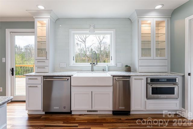 210 Wildflower Road 7, Asheville, NC 28804