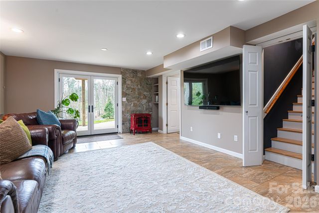 210 Wildflower Road 7, Asheville, NC 28804