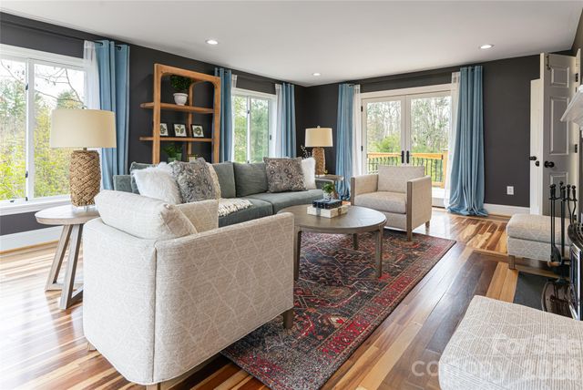 210 Wildflower Road 7, Asheville, NC 28804