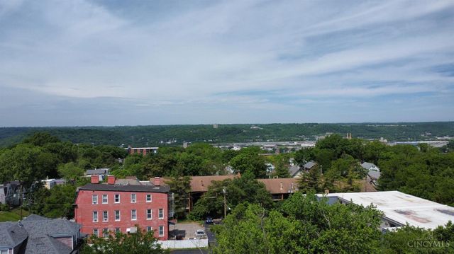 3011 Riddle View Lane, Cincinnati, OH 45220