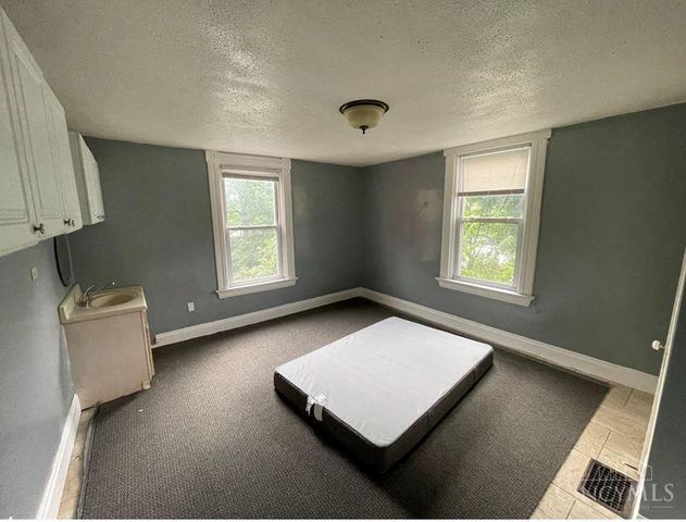 3011 Riddle View Lane, Cincinnati, OH 45220