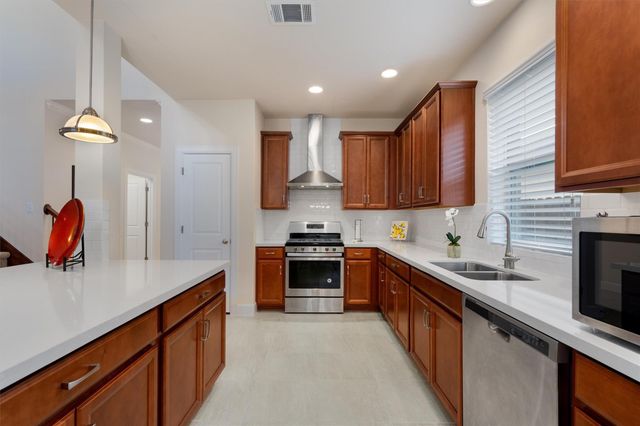 15008 Via DelCorso DR, Bee Cave, TX 78738