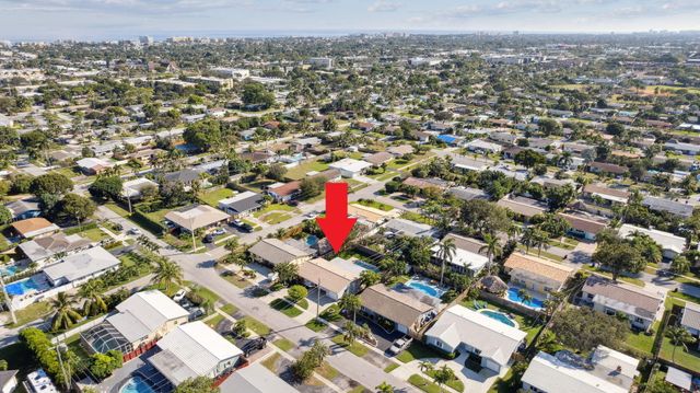428 SE 2nd Street, Deerfield Beach, FL 33441