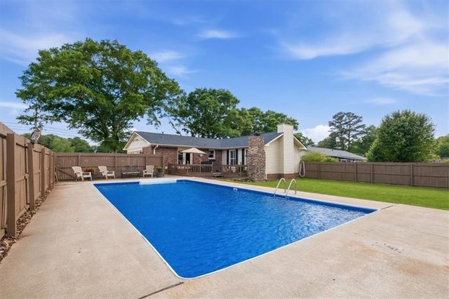 512 Cherokee Road, Cedartown, GA 30125