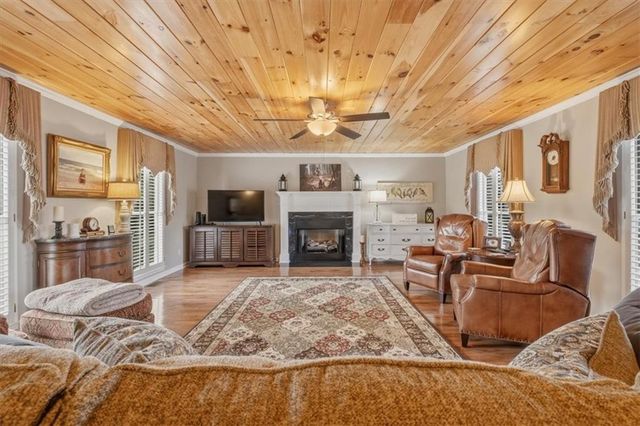 512 Cherokee Road, Cedartown, GA 30125