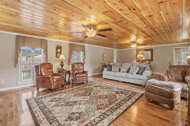 512 Cherokee Road, Cedartown, GA 30125