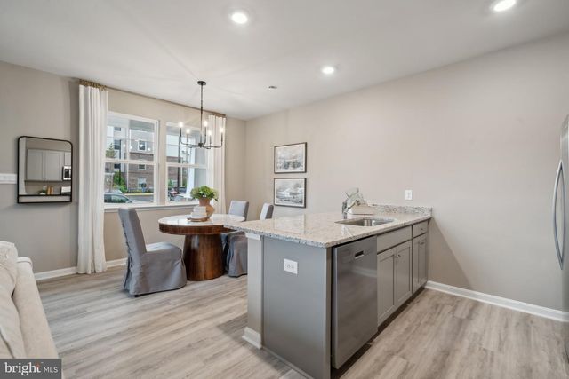 5913 BANYAN LN, Chesterfield, VA 23234