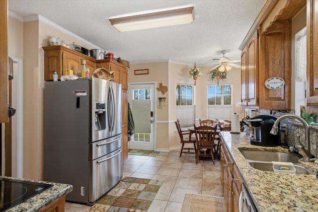 1323 Fm 859, Edgewood, TX 75117