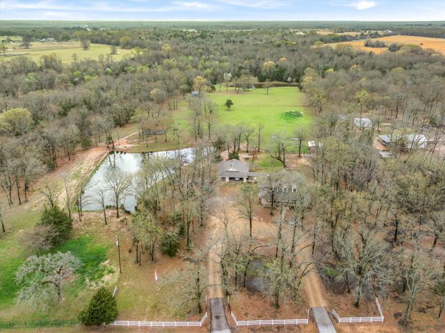 1323 Fm 859, Edgewood, TX 75117